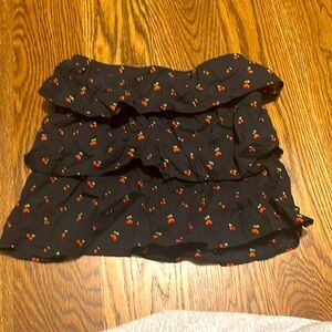 cuuutest tiered ruffled black cherry skirt